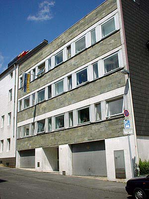 Das Stolzenfelshaus in der Hatschiergasse 21 in Bonn
